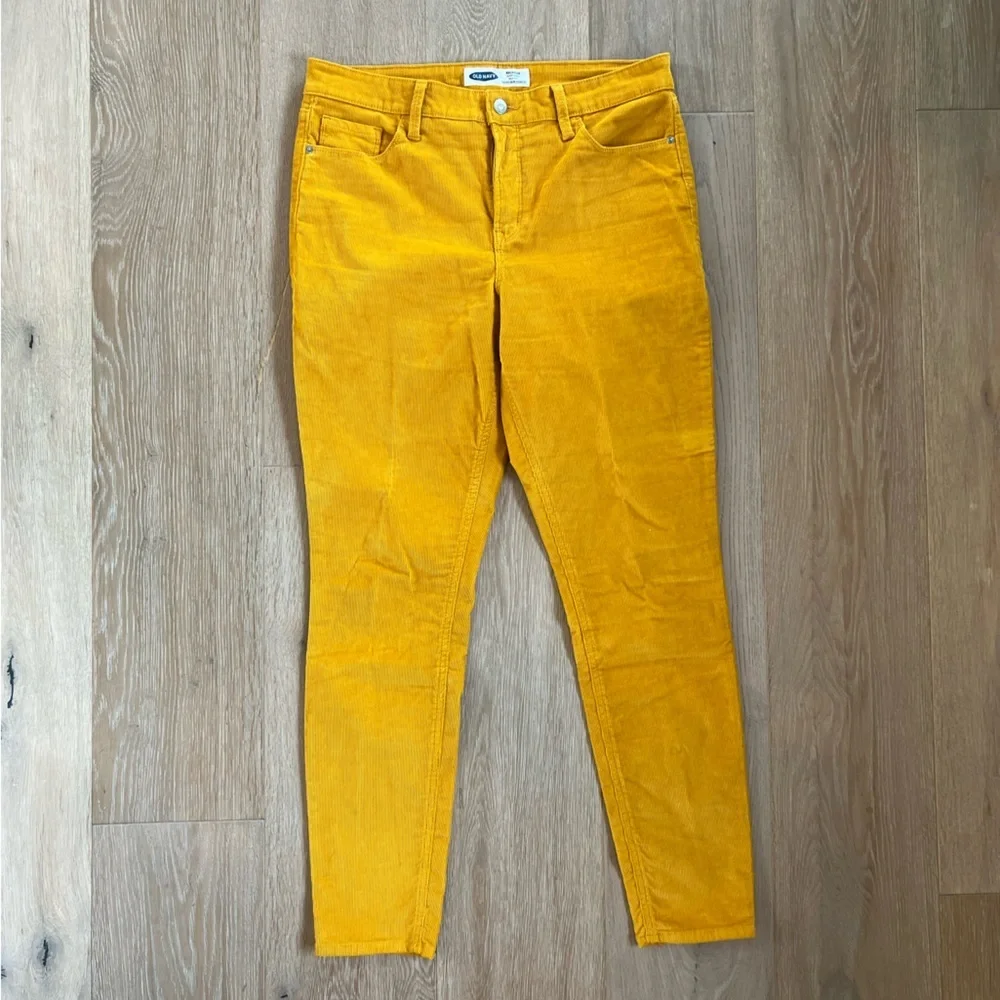 Old Navy Rockstar Super Skinny High Rise Mustard Yellow Corduroy Pants  Size 12